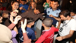 Pinhani grubu Akşehir'de konser verdi