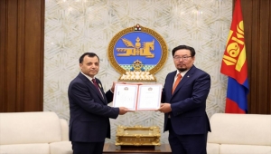 Anayasa Mahkemesi Başkanı Arslan'a Moğolistan'da devlet nişanı tevcih edildi