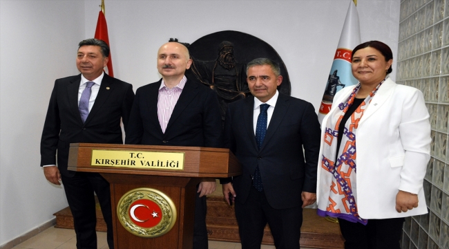 Bakan Karaismailoğlu, AK Parti Kırşehir İl Başkanlığında konuştu: