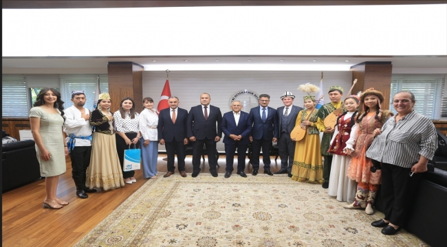 Büyükşehir Belediye Başkanı Büyükkılıç'a ziyaret
