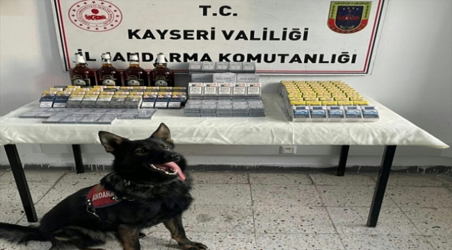 Kayseri'de jandarma kaçak alkol ve sigara ele geçirdi
