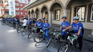 Kayseri'de Kur'an kursuna katılan gençler bisiklet turunda buluştu