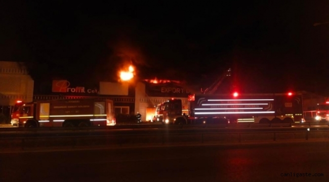 Kayseri OSB'de yangın: İki iş yeri zarar gördü