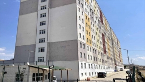 Kırıkkale'de çatıdan düşen işçi ağır yaralandı