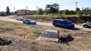 Kırıkkale'de köprüden düşen otomobilin sürücüsü yaralandı