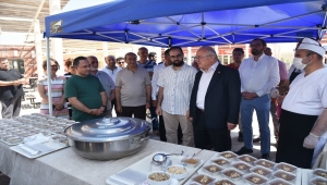 KMÜ'de aşure ikramı