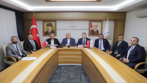 Sivas'ta yenilenebilir enerji üretecek firmalara belediyeden destek 