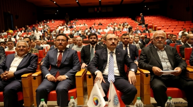 Ticaret Bakanı Muş, Kayseri'de iş insanlarıyla buluştu