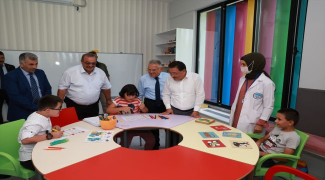 Vali Çiçek ve Belediye Başkanı Büyükkılıç'ın ziyaretleri