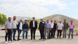 Yunak'ta doğalgaz altyapısı için ilk kazma vuruldu