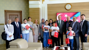 Azerbaycanlı şehidin ailesi Rektör Yıldız'ı ziyaret etti