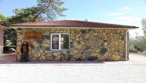 Çubuk Belediyesi mahallelere halkın kullanımı için taş fırınlar yapıyor