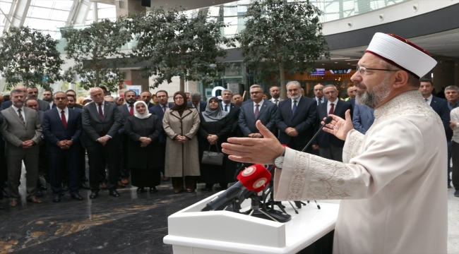 Diyanet İşleri Başkanı Erbaş "Kadrajımda Ayet Var" fotoğraf sergisini açtı