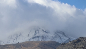 Erciyes'e mevsimin ilk karı yağdı