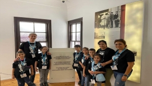 Eskişehirli öğrencilerden Atatürk evine ve Selanik Başkonsolosluğuna ziyaret