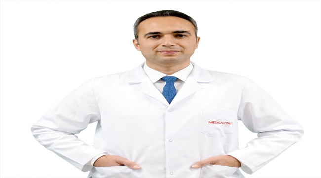 Göz sağlığı ve hastalıkları uzmanı Doç. Dr. Yavuzer, Medical Point Gaziantep'te