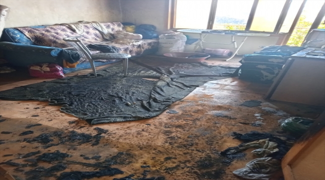Karaman'da çıkan ev yangını hasara neden oldu