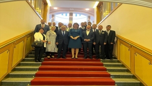 Kayseri Büyükşehir Belediye Başkanı Büyükkılıç ve beraberindeki heyet Macaristan'da