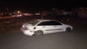 Kayseri'de devrilen otomobildeki 3 kişi yaralandı
