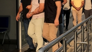 Kayseri'de iş adamlarına şantaj yaptıkları iddiasıyla 3 şüpheli yakalandı