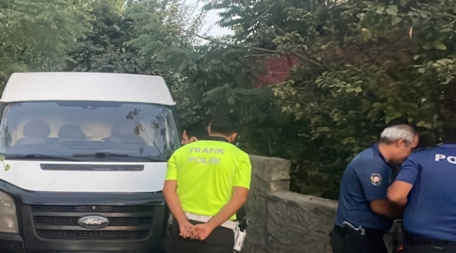 Kayseri'de polisten kaçarken 5 araca çarptı, 1 çocuğu yaraladı