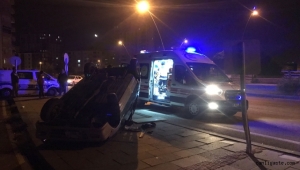 Kayseri'de takla atan otomobildeki 3 kişi yaralandı