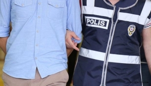 Kayseri Talas'ta bir kişi ağzında gizlediği uyuşturucu ile yakalandı