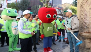 Niğde'de Dünya Temizlik Günü kapsamında çevre temizliği yapıldı