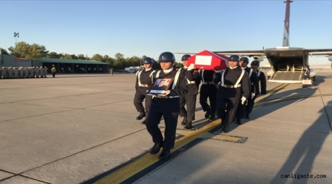 Rize'de trafik kazasında şehit olan uzman çavuşun cenazesi Kayseri'ye getirildi