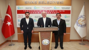 Sivas Belediyesinden ihtiyaç sahibi öğrencilere eğitim yardımı