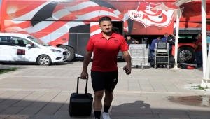 Sivasspor, CFR Cluj maçı için Romanya'ya gitti