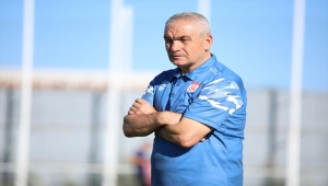 Sivasspor Teknik Direktörü Rıza Çalımbay'dan "fikstür" tepkisi: