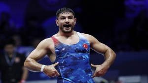 Taha Akgül, Dünya Güreş Şampiyonası'nda finalde