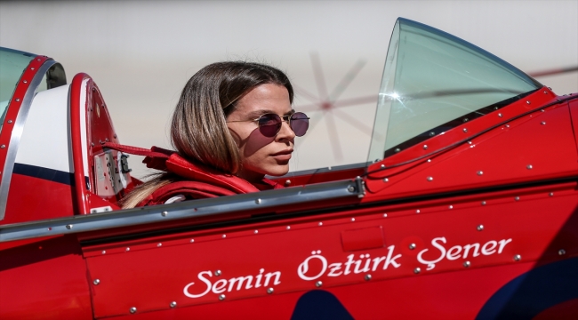 Türk kadınını Cumhuriyet'in 100. yılında yurt dışındaki uçuşlarıyla temsil edecek