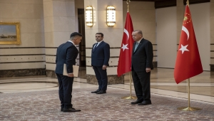 Türkmenistan Büyükelçisi Ishanguliyev, Cumhurbaşkanı Erdoğan'a güven mektubu sundu