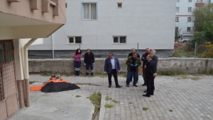 Aksaray'da çatıdan düşen yaşlı adam hayatını kaybetti