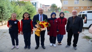 Başkan Ekicioğlu, öğrencilerle bir araya geldi