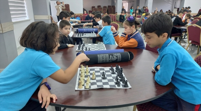 Beypazarı'nda satranç ve dart turnuvası düzenlendi