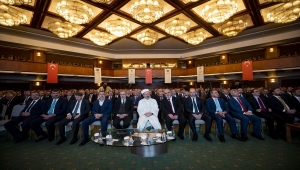 Diyanet İşleri Başkanı Erbaş, 4. İlçe Müftüleri Kongresi'nde konuştu: