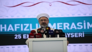 Diyanet İşleri Başkanı Erbaş, Kayseri'de hafızlık icazet töreninde konuştu: