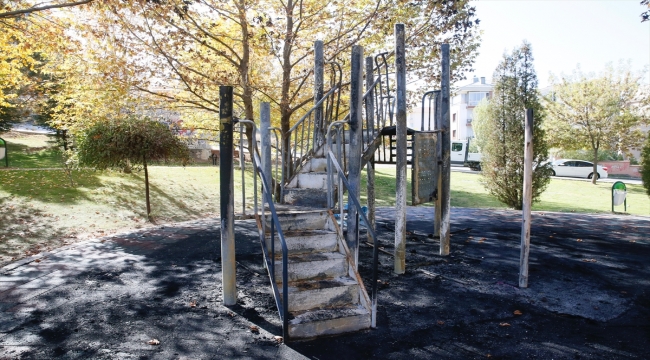 Eskişehir'de çocuk oyun parkına yakılarak zarar verildi 