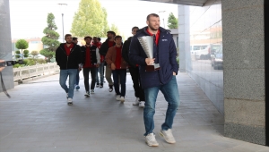 Gölbaşı Belediyesi TED Ankara Kolejliler'den ilçe idarecilerine ziyaret