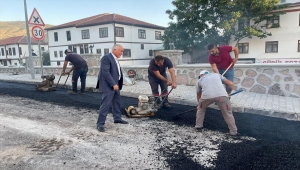 Güdül'de asfalt çalışmaları başlatıldı