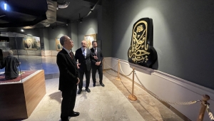 Japonya'nın Ankara Büyükelçisi Suzuki, Konya'da sergi açılışına katıldı