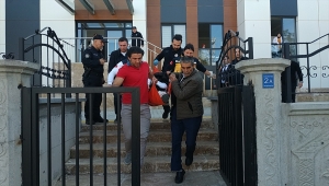 Karaman'da bir kişi tartıştığı hemşireyi silahla yaralayıp intihar girişiminde bulundu