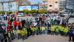 Karaman'da öğrenciler deprem bilincini eğitim tırında öğreniyor