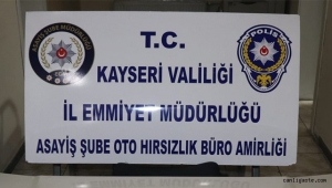 Kayseri'de 6 aracın parçalarını değiştiren 10 kişiye 'resmi belgede sahtecilikten' işlem yapıldı