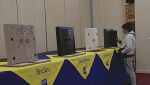 Kayseri'de Bosna Hersek'in kentlerini temsil eden minyatür kapılar sergilendi