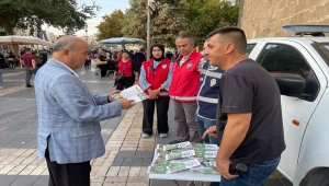 Kayseri'de polis, 4 Ekim Hayvanları Koruma Günü dolayısıyla stant açtı 