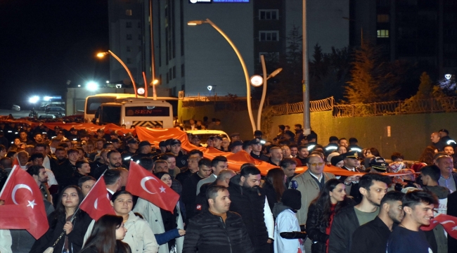 Kırıkkale'de bin metrelik Türk bayrağıyla Cumhuriyet Bayramı coşkusu